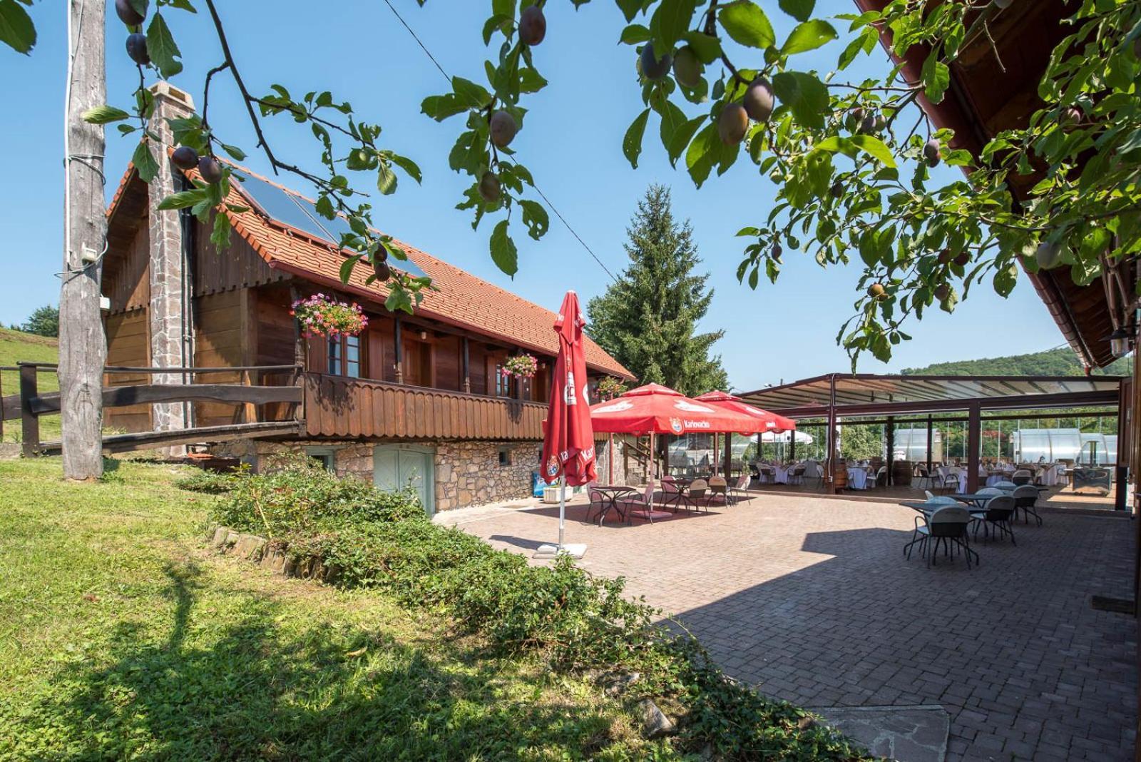Hotel Srakovcic Heart Of Nature Ribnik Esterno foto