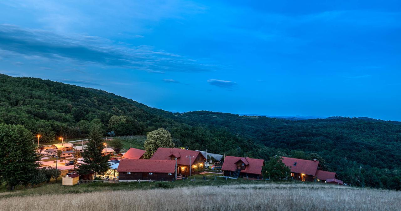 Hotel Srakovcic Heart Of Nature Ribnik Esterno foto