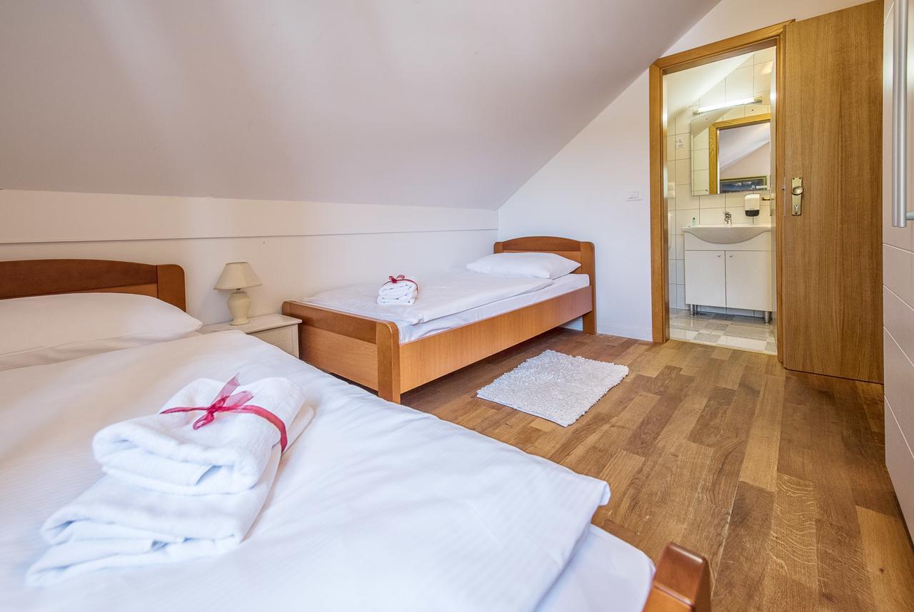 Hotel Srakovcic Heart Of Nature Ribnik Esterno foto