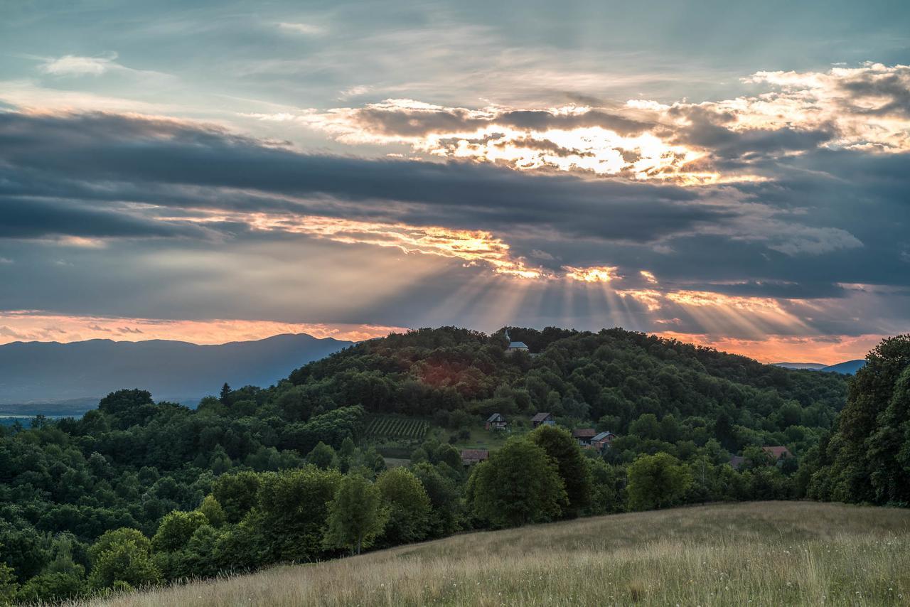 Hotel Srakovcic Heart Of Nature Ribnik Esterno foto